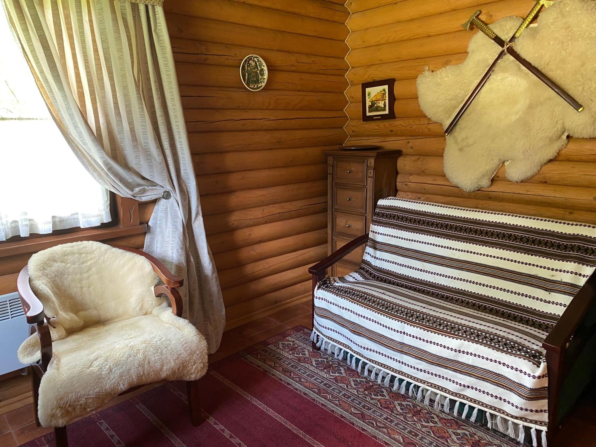 Relaxation In Guta Гута Покращене Шале Exterior photo